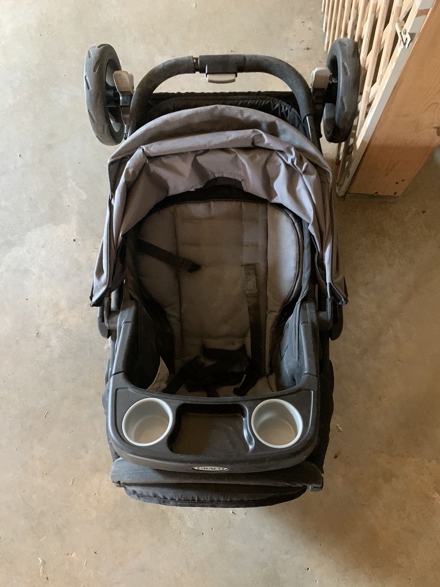 Graco Stroller for sale!!