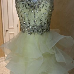 Terani Couture Yellow Strapless Dress.