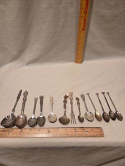 Collectable souvenir spoons 🥄, lot of 13 unique  & ornate