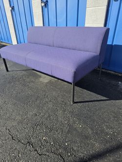Beautiful Moderna Sofa
