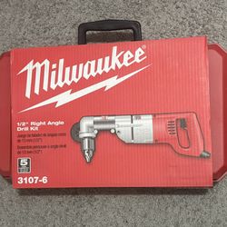 Milwaukee 7 Amp Corded 1/2 in. Right-Angle Drill Kit with Hard Case - NEW