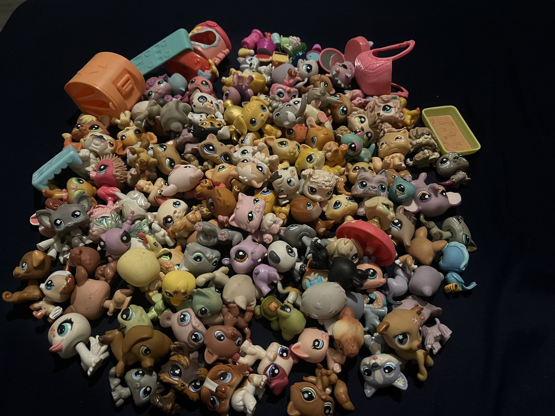 Littlest pet shop lot 