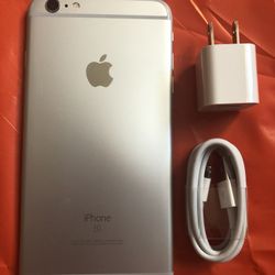 Factory unlocked apple iphone 6s 16 gb, Sold with store warranty 