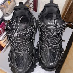 Balenciaga Track Black Size 9
