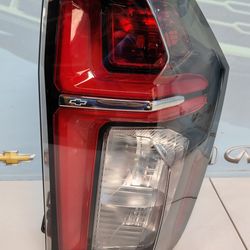 2021-2024 CHEVROLET TAHOE, SUBURBAN RIGHT TAIL LIGHT