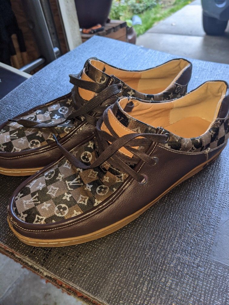 Louis Vuitton Shoes for man