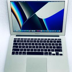 Apple MacBook Air 13” 2015 A1466 4GB 121GB Flash Core i5 1.6GHz