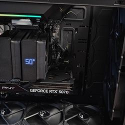Ryzen 5 9600X - RTX 5070 Gaming PC