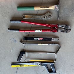 Assorted tools 