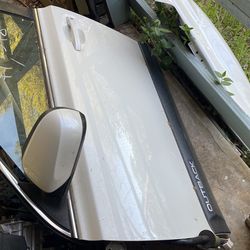 Subaru Driver Side Door 