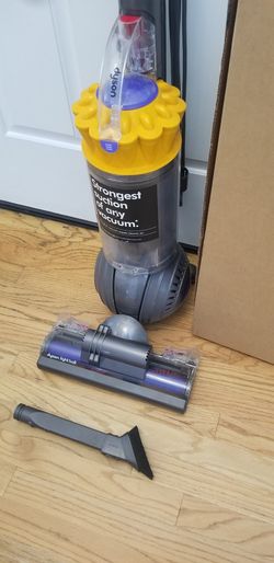 New Cond DYSON ANIMAL VACUUM CLEANER  , WORKS EXCELLENT  ,AMAZING POWER SUCES  , 