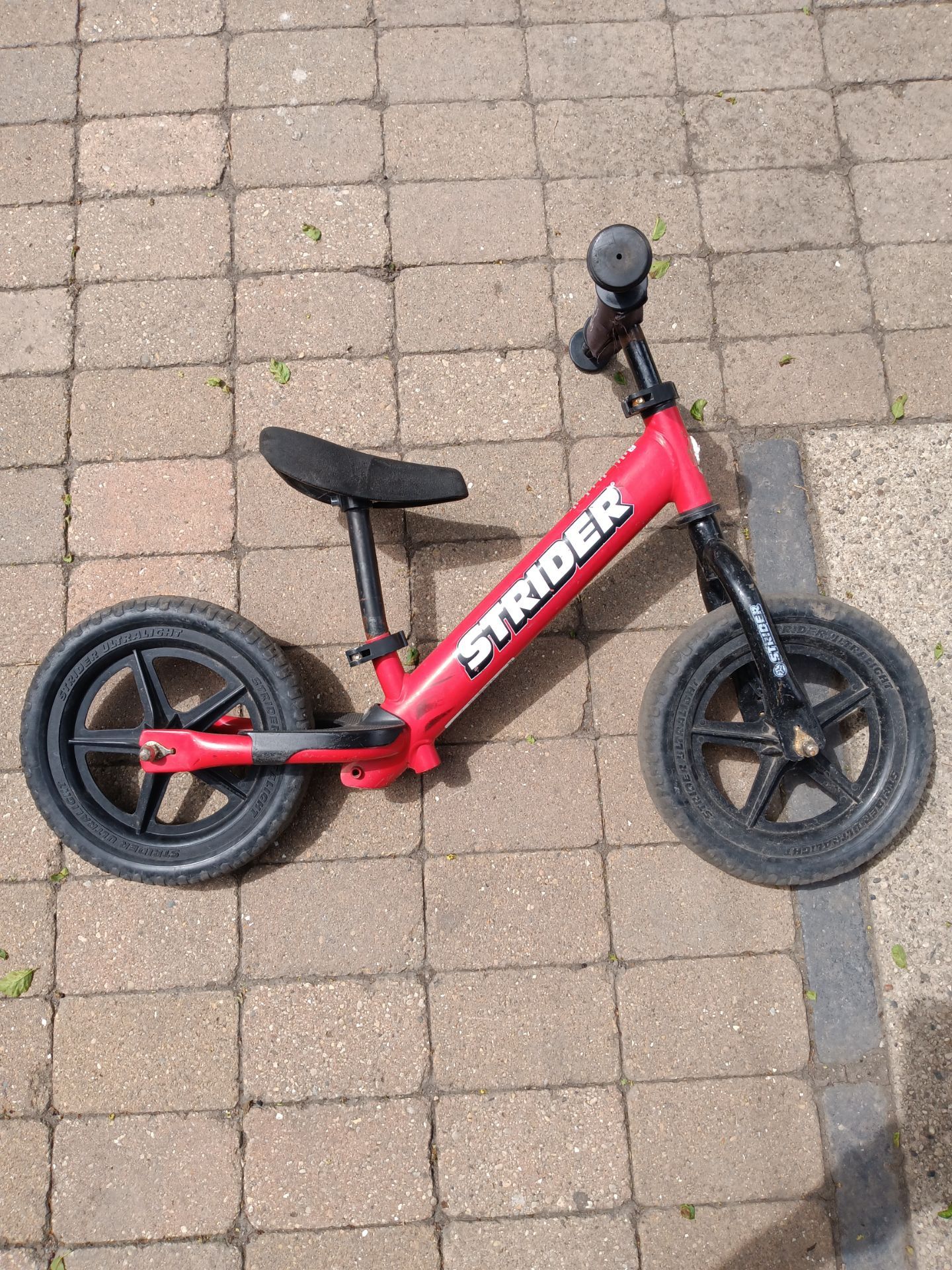 Kids balance bike