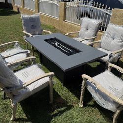 Brand New Patio Outdoor Dining Table Set 