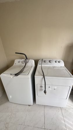 Washer & Dryer Set / Used - Like New