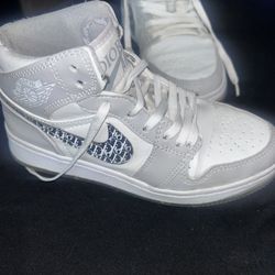 Jordan’s Dior 5.5 Y