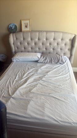 Queen size bed