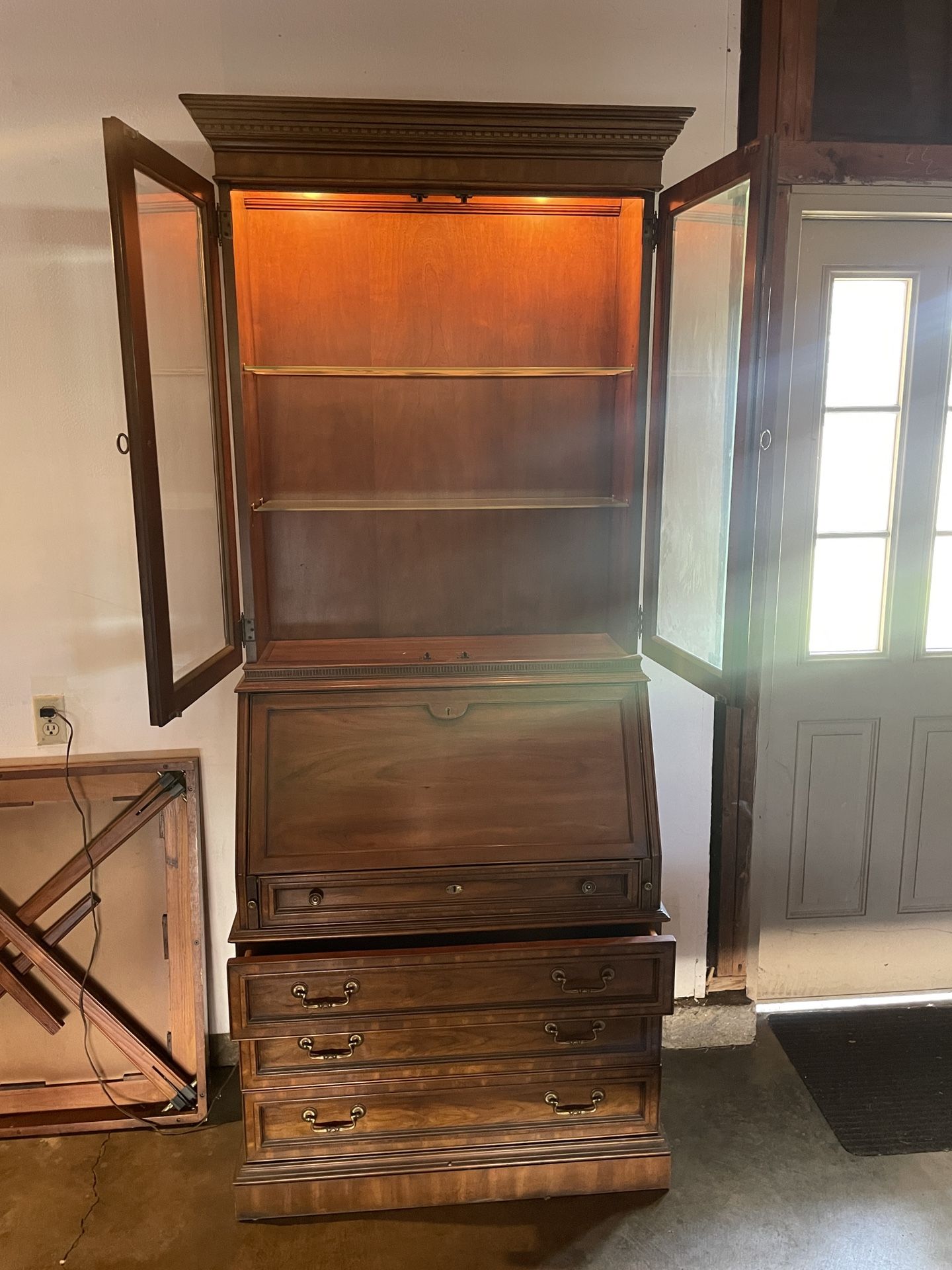 Free Secretary Desk