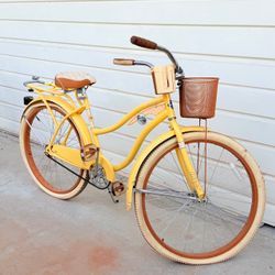 Huffy Nel Lusso Women's Cruiser Bike
