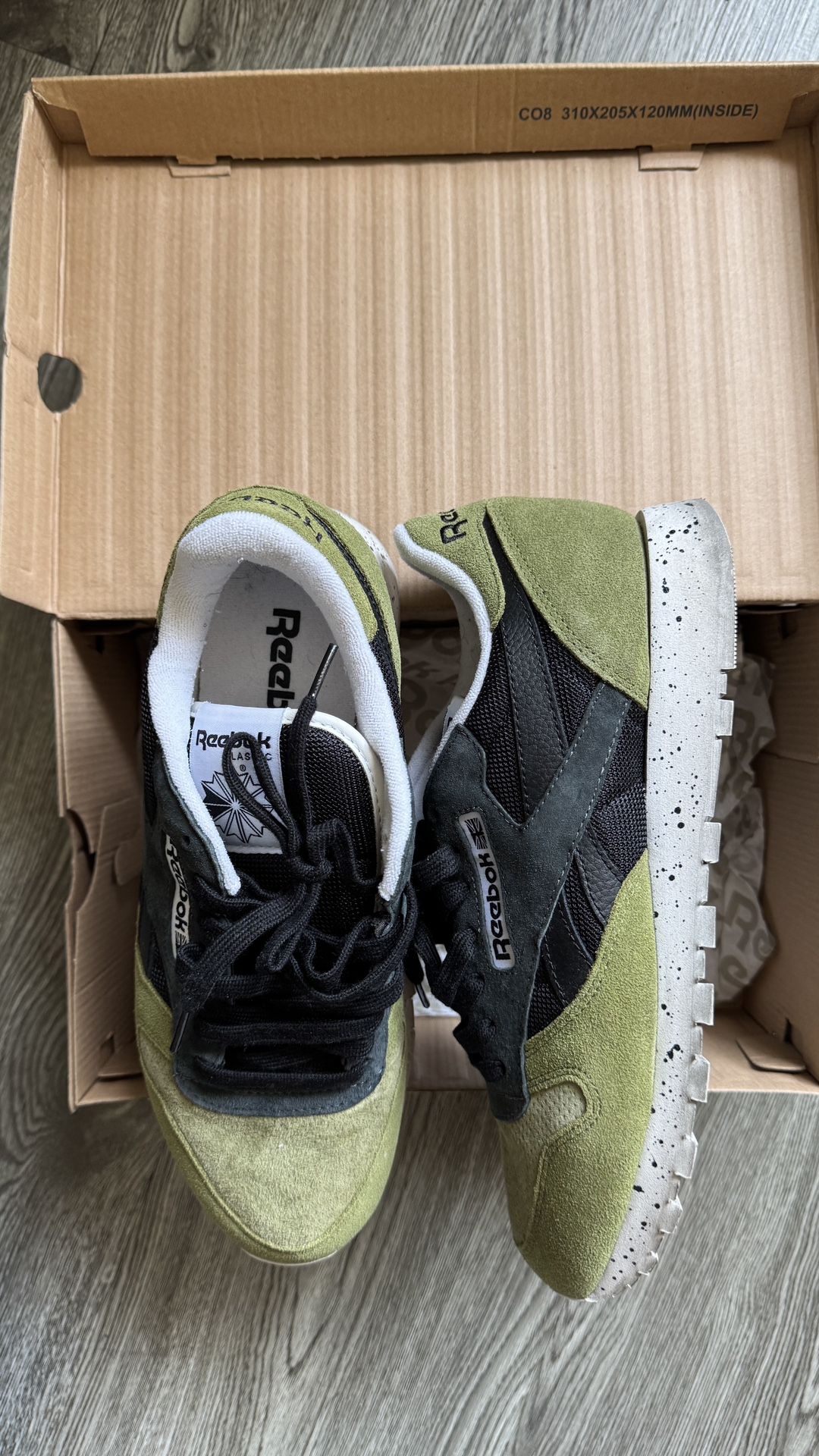 Reebok Classic Size 10