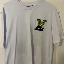 Louis Vuitton T Shirt for Sale in Chandler, AZ - OfferUp