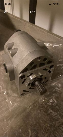 Hydraulic Pump for John deere ch13990