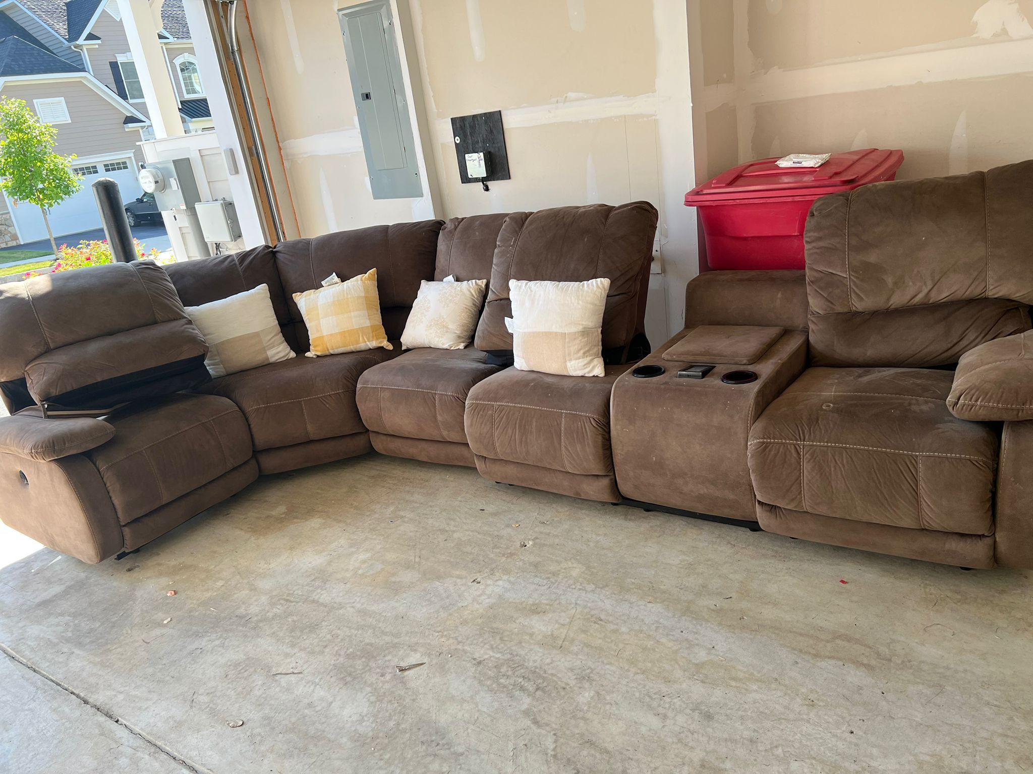 Couch/sectional