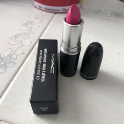 Labial Mac Neon Pink