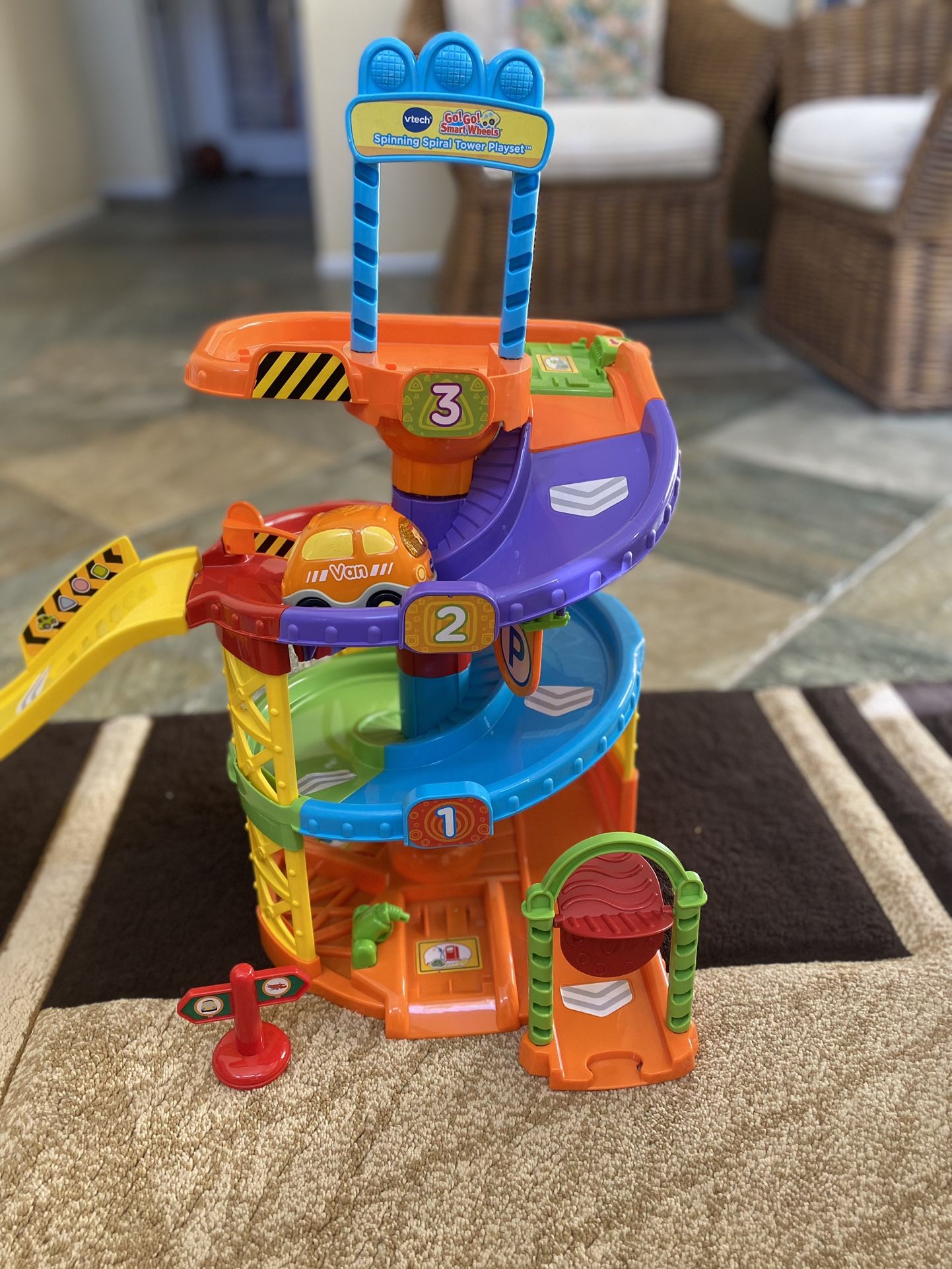Vtech Go Go Smart Wheels Spinning Spiral Tower Playset