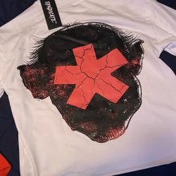 Graphic Head Cropped Tee -Long Sleeve size small