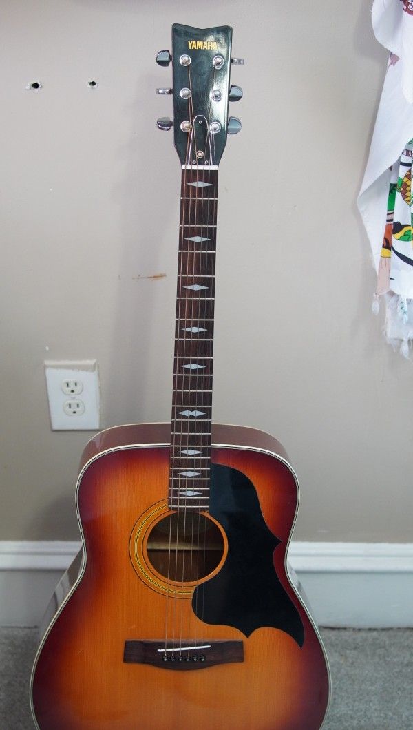 Yamaha Accustic Guitar