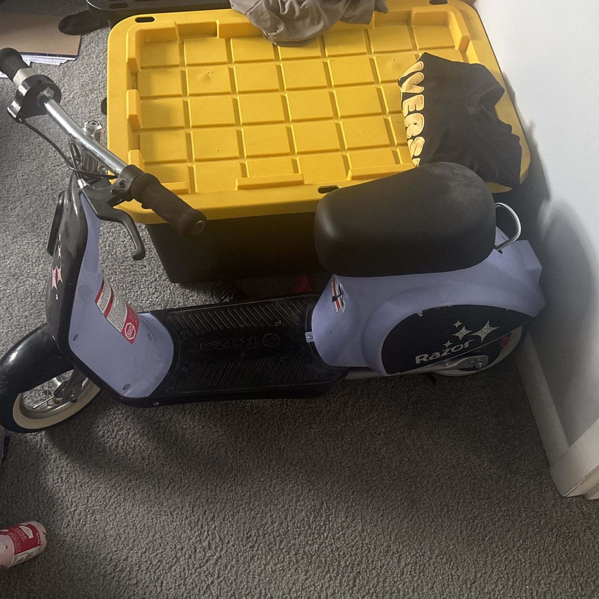 Razor Petite For Girl Moped Electric