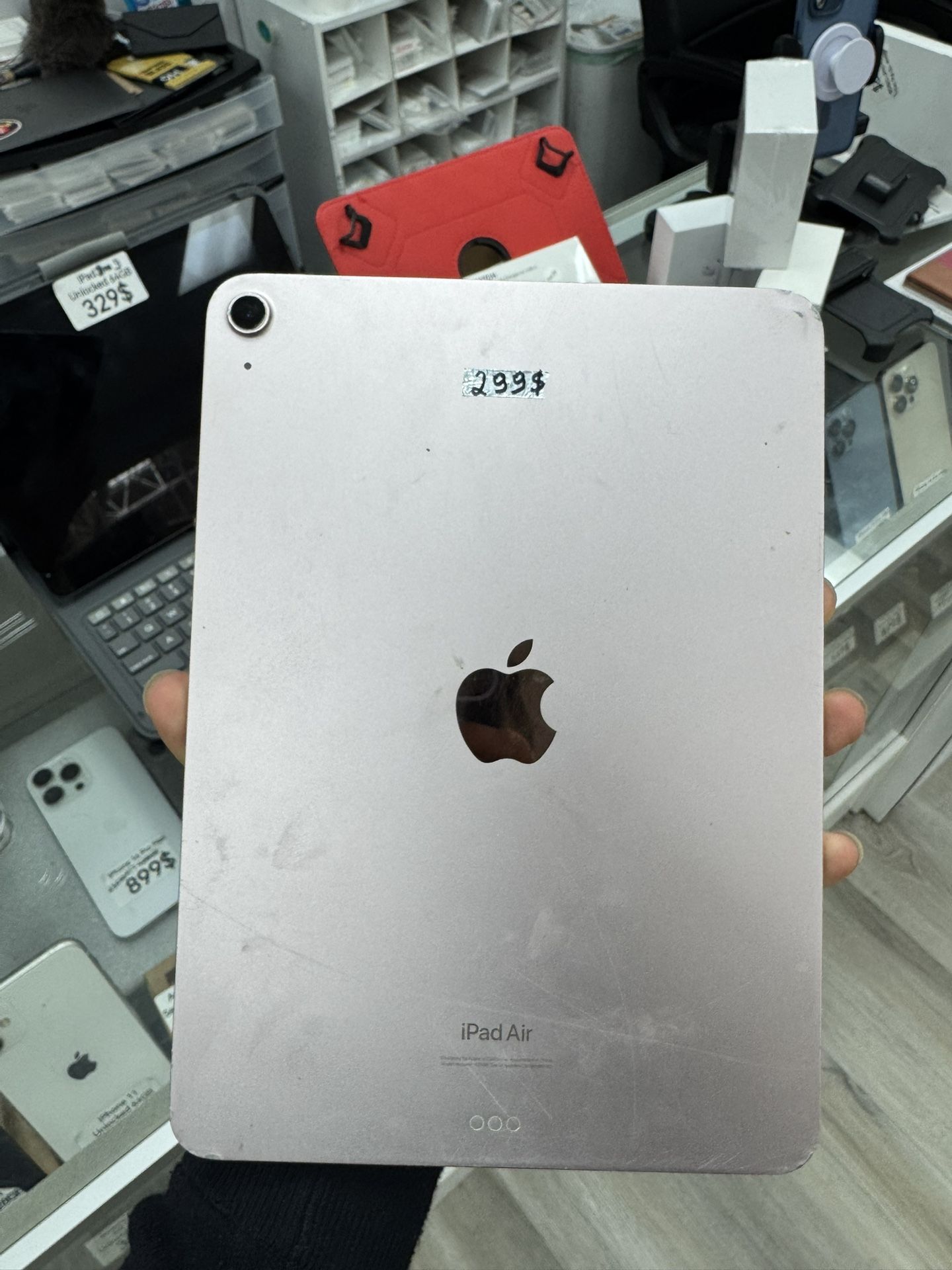 Ipad Air 5 Unlocked 64GB Pink *Store warranty* + FREE CASE