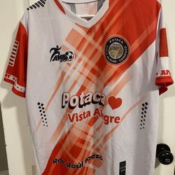 Highly technical, the Shift Black Label gear features an intuitive fit with strong style elements. Focusing on mobility and breathability, the Black L