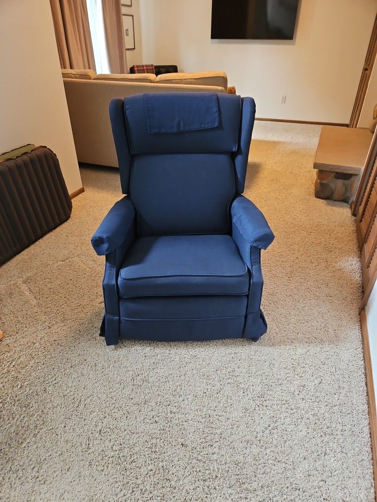 Vintage 1970s Lay Z Boy Recliner