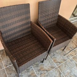 Set of 2 Outdoor Wicker Patio Chairs
