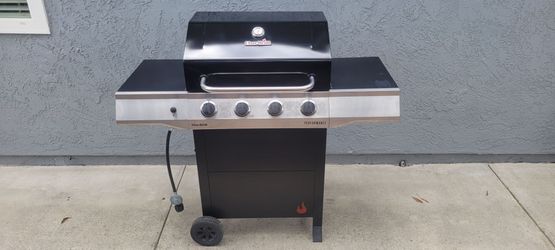 Charbroil Performance 4 Burner Gas Propane Grill