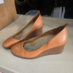 Betabrand Wedge Shoes Size 10 Women's 