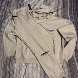 (Large)Light Oatmeal Essentials 📲✅