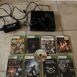 XBox 360 Console, Games And Controller 
