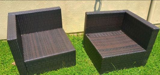 Patio furniture chairs large sized