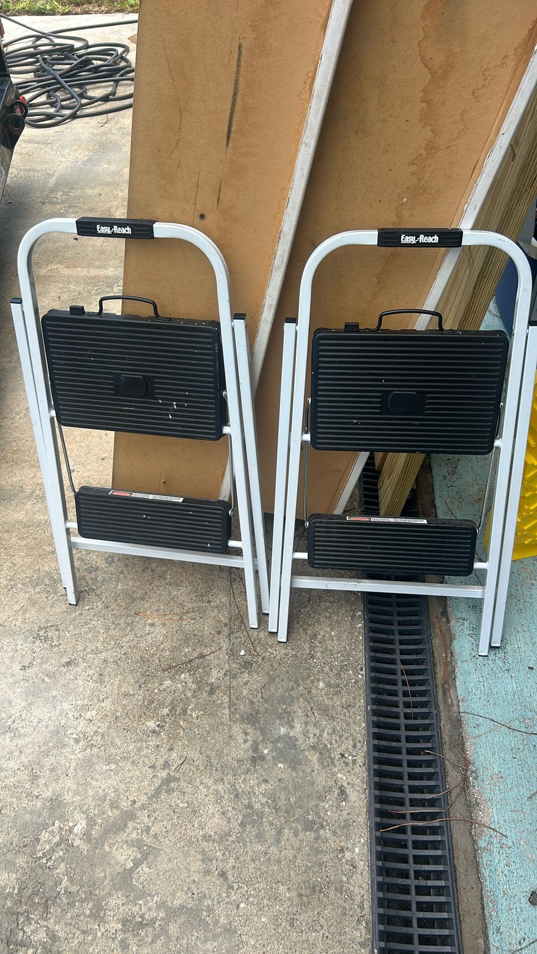 2 Easy Reach Step Stools 