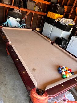POOL TABLE FOR SELL!!