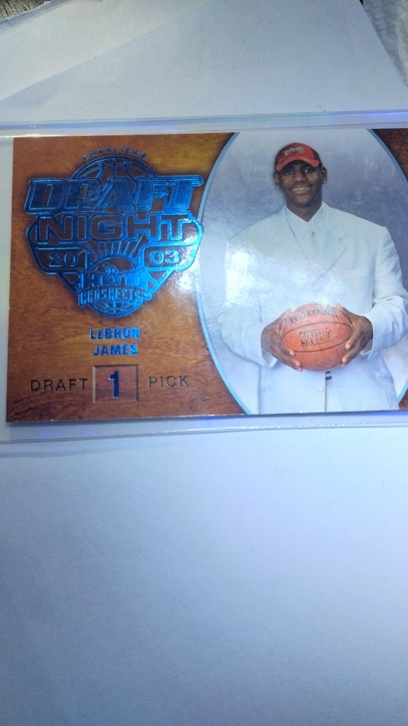 2008 LeBron James, Draft 1 Pick Fleer Card # 102