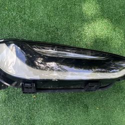 Tesla Model X Right Passenger Side Headlight Luz Derecha Pasajera 2016 2017 2018 2019 2020