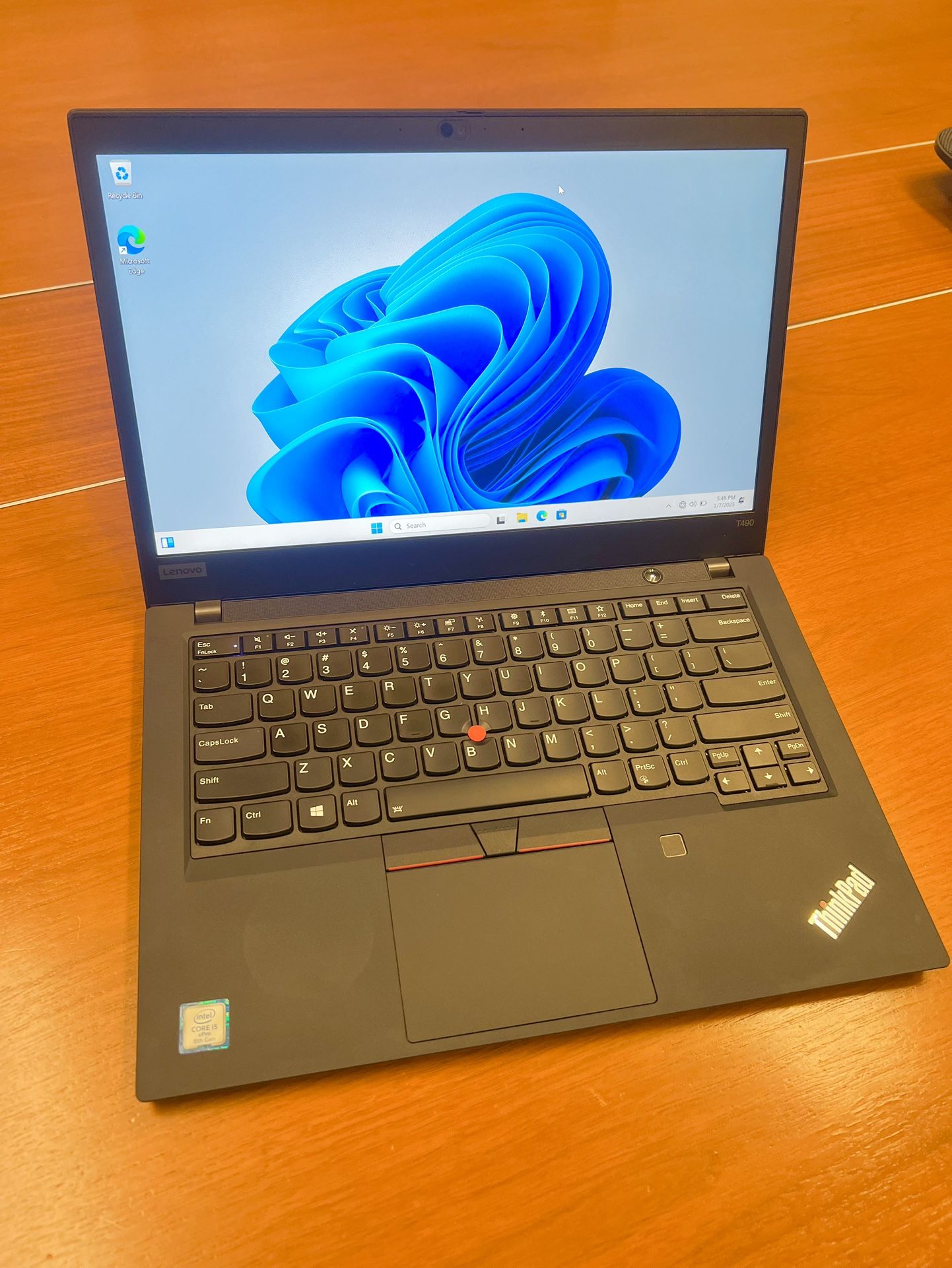 Lenovo Thinkpad T490 i5, 256GB SSD Laptop