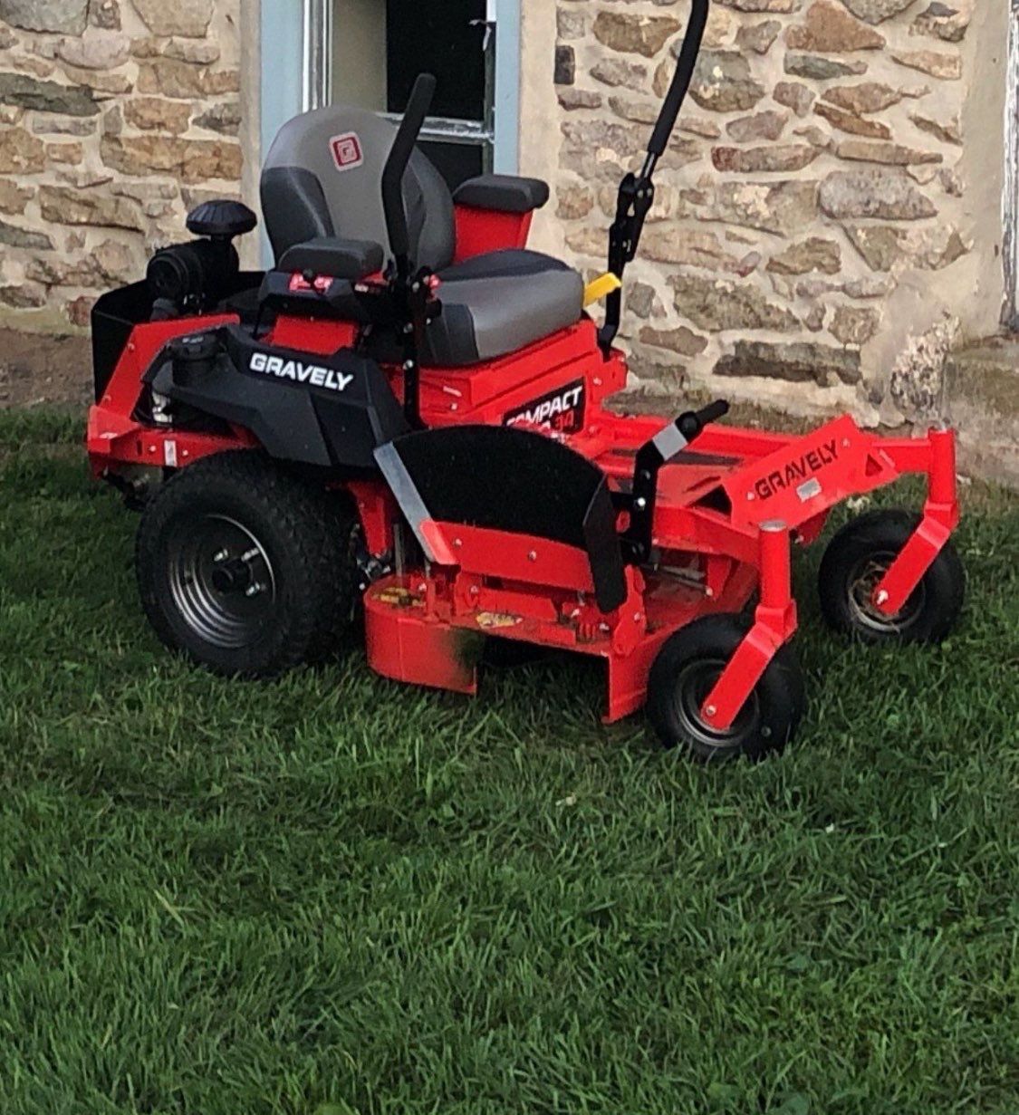 Riding Mower Zero Turn Gravley 34in