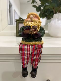 Vintage Christmas Santa decor