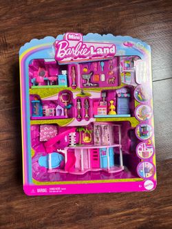 Mini Barbie land dream house