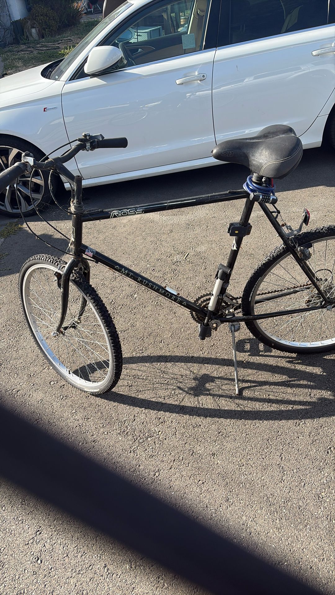 Gotta get rid of some things it’s a bike you need a couple of things five dollars