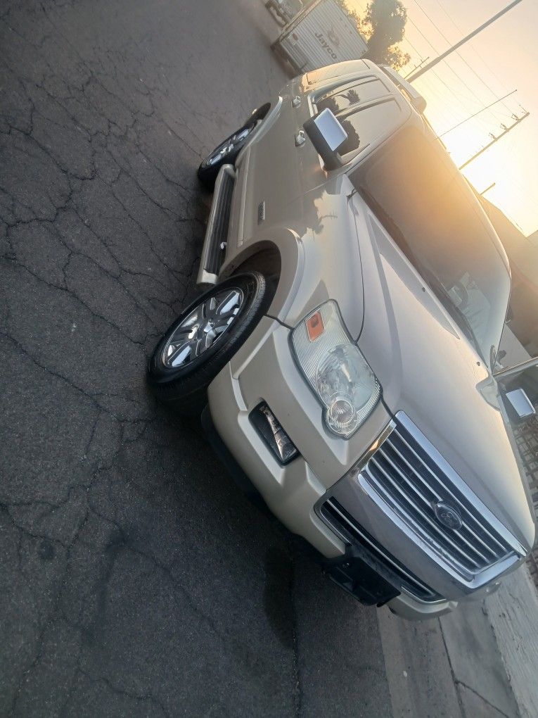 2006 Ford Explorer